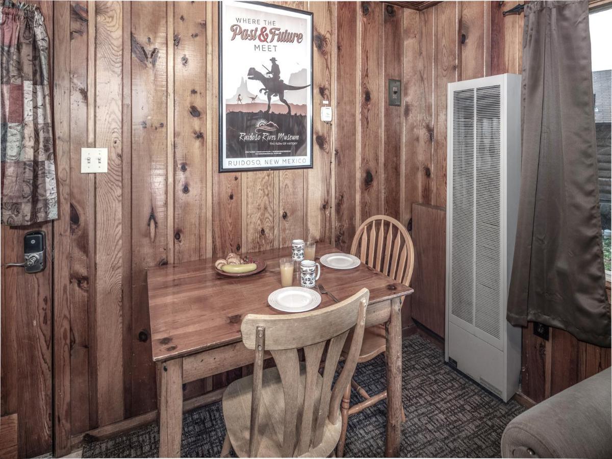 Apache Village 10, King Studio, Midtown, Sleeps 2 Ruidoso Exterior photo