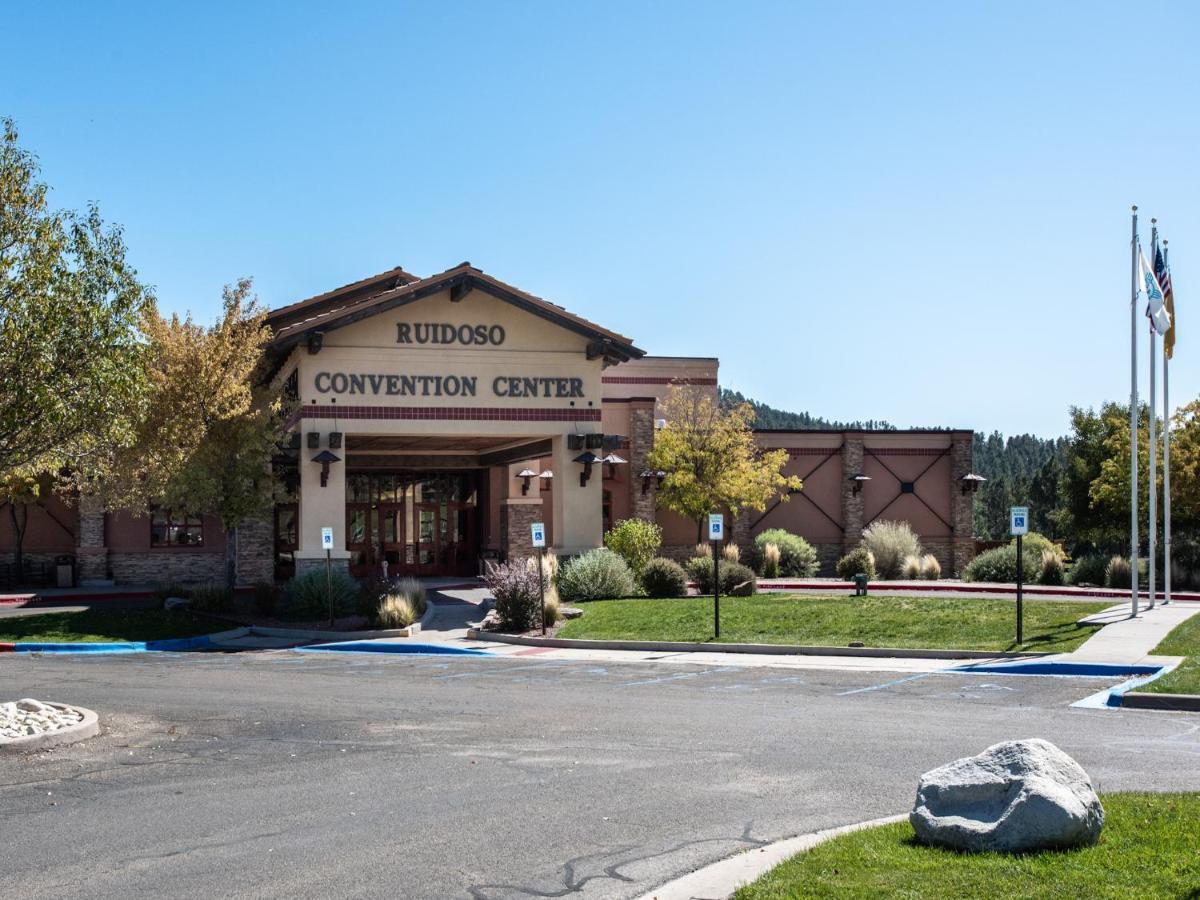 Apache Village 10, King Studio, Midtown, Sleeps 2 Ruidoso Exterior photo